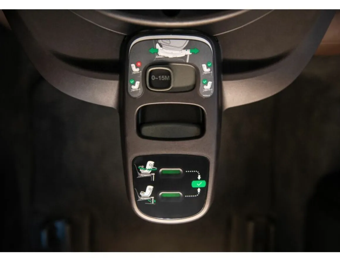 Nuna Base Curv 360° Black