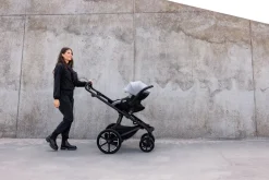 Thule Autostoel Maple i-Size Light Grey