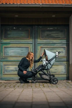 Thule Buggy Spring 2 Mist Green on Black