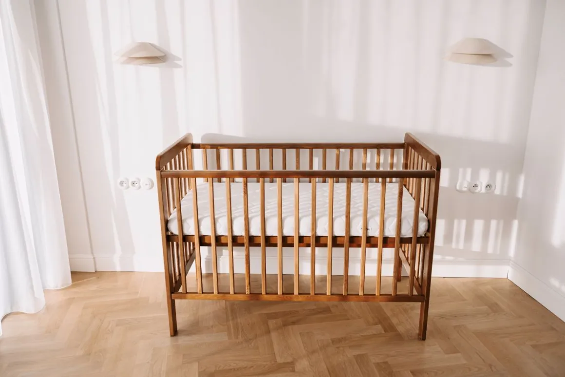 Woodies Ledikant Klassiek Vintage